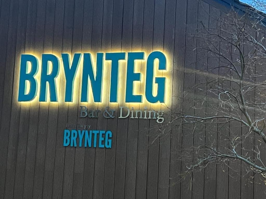 Number 57 Brynteg Hotell Caernarfon Eksteriør bilde